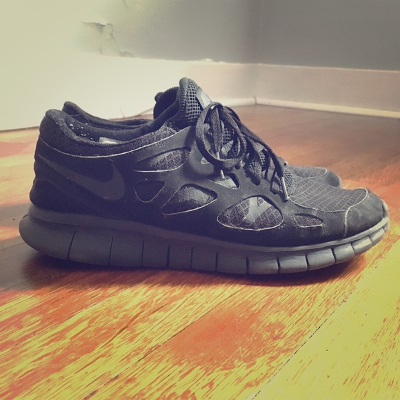 Nike Other - Nike Free Run 2